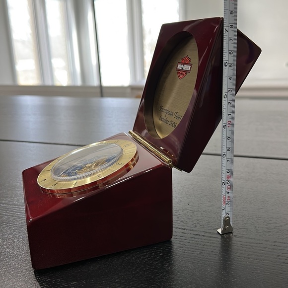 Harley-Davidson Rare Collectable Table World Desk Clock in Wood Display Box - Picture 11 of 11